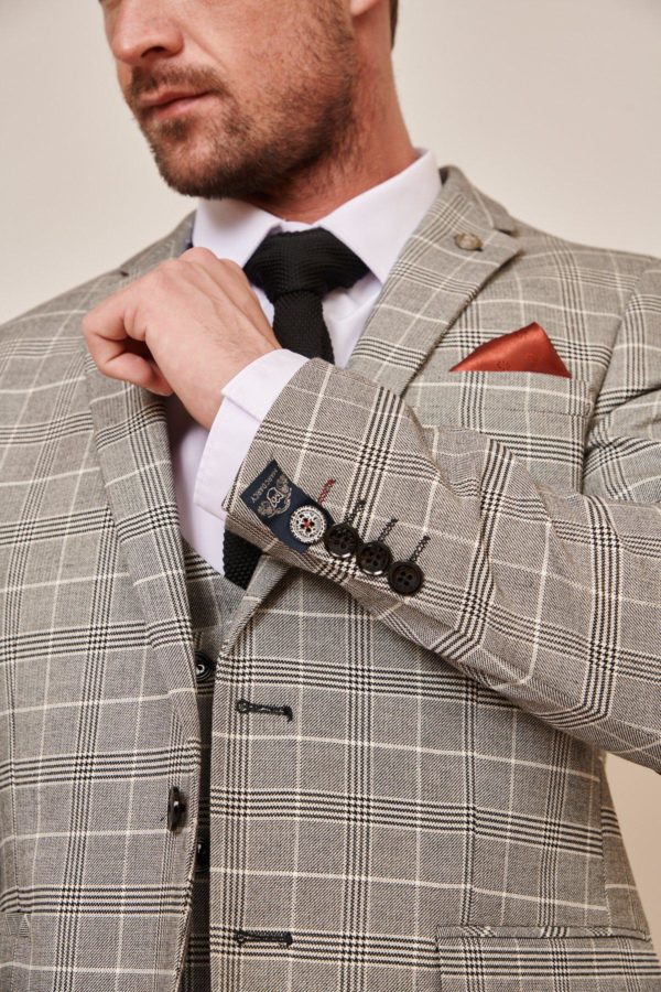 Marc Darcy Ross 3 Piece Suit - Image 3