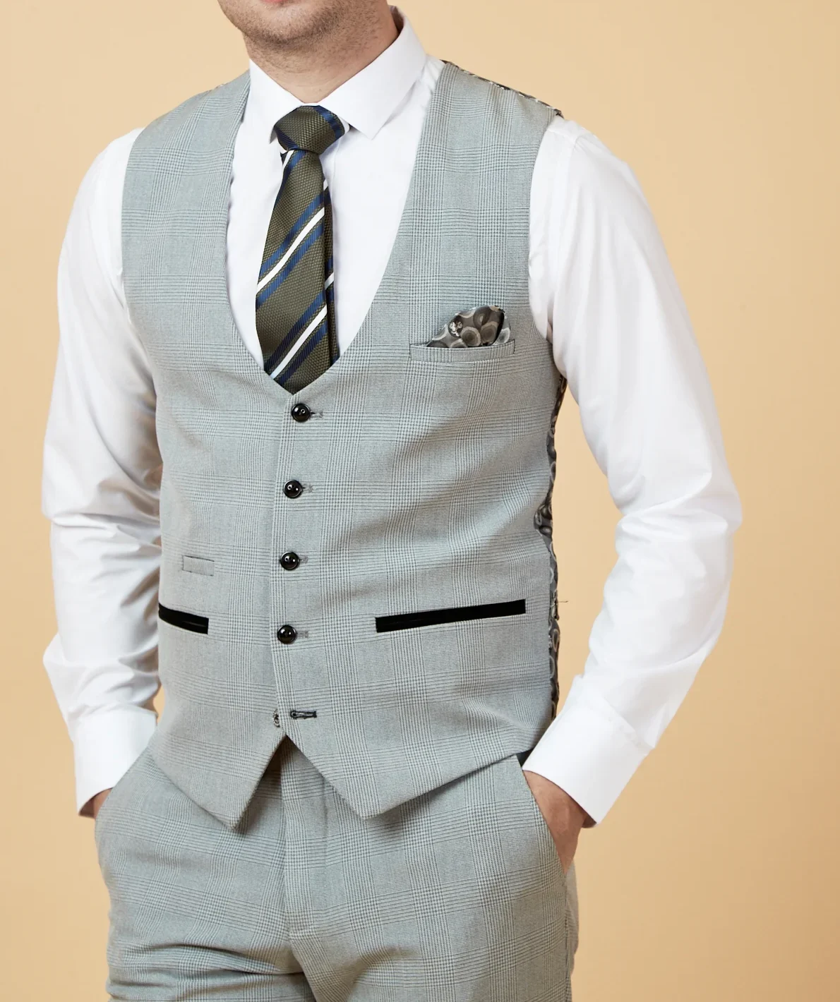 Marc Darcy Bromley 3 Piece Suit - Silver - Image 5